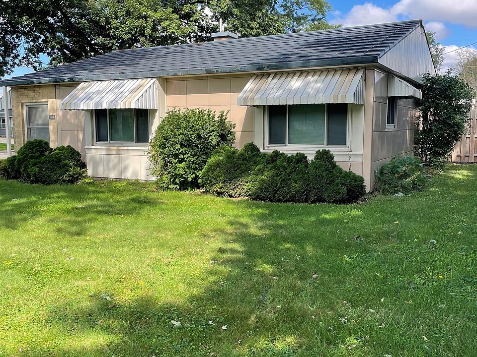 1st image of 601 10th Ave