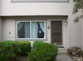 1713 Oldfield Way, Santa Rosa, CA 95401