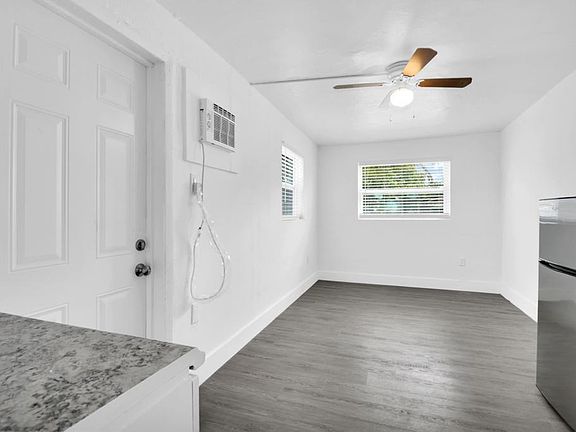 2nd image of 323 NW 108th St #2