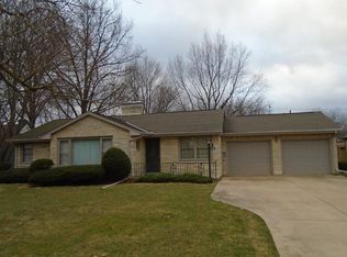 908 14th Ave, Mendota, IL 61342