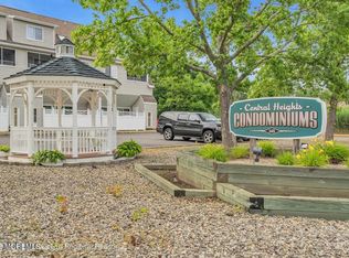 145 Central Ave APT 4B, Island Heights, NJ 08732