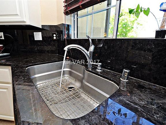 5th image of 2286 Bull Lake Dr