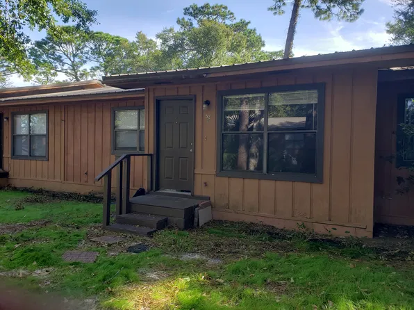 52 5th Ave #B, Shalimar, FL 32579