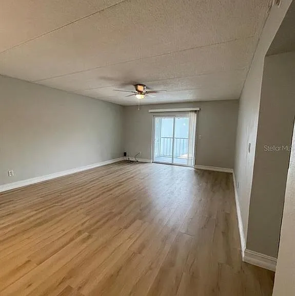 2835 Somerset Park Dr #203 — Photo 2