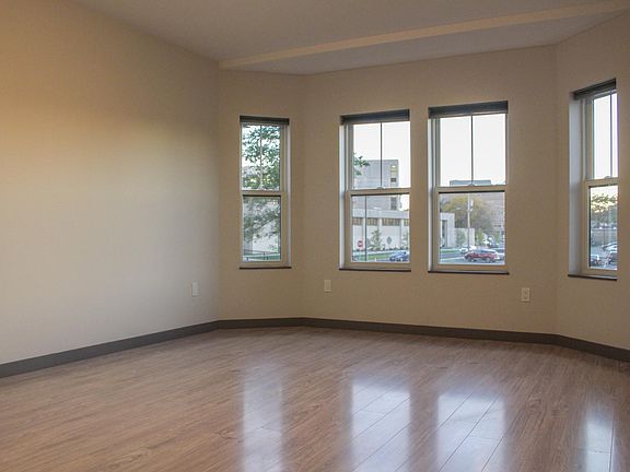 5th image of 145 Newbury Ave APT 12