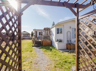 753 Steinbrunner Rd, Gibsons, BC V0N 1V9