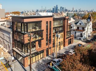 10 South St #303, Jersey City, NJ 07307
