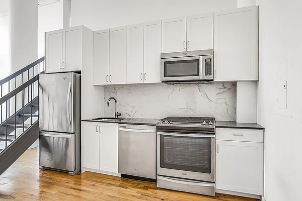 Rented by Compass | media 8