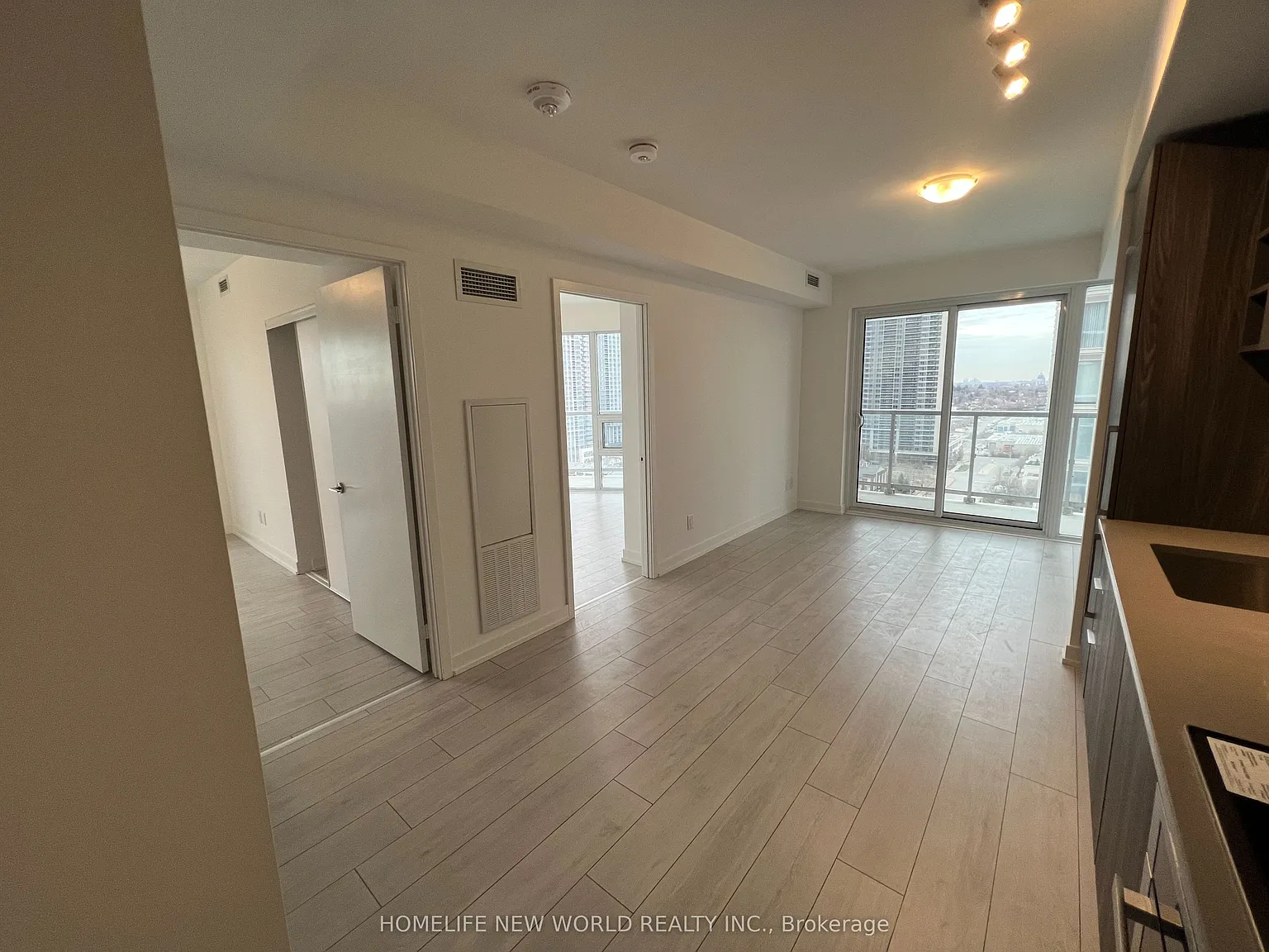 2 bed, $2,700 — Photo 4