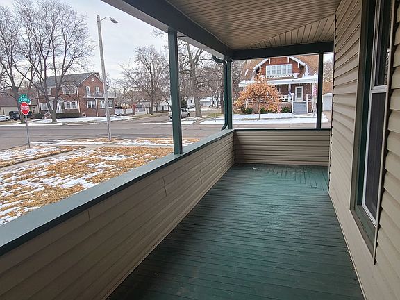 5th image of 603 W 4th St