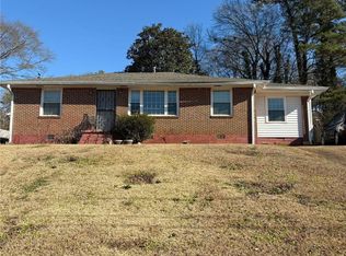 1964 E Lakeside Dr, Decatur, GA 30032