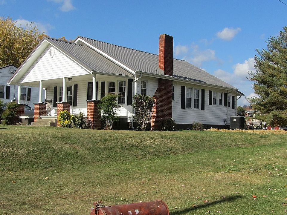 126 Treadway St Elizabethton, TN, 37643 Apartments for Rent Zillow