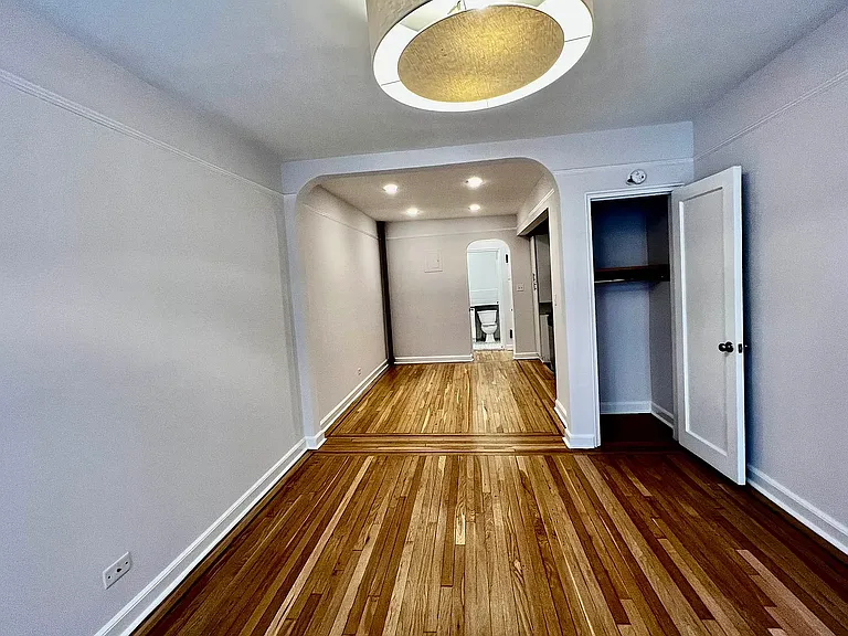 441 W 56th St #3A — Photo 3