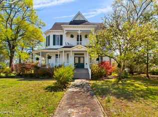 140 E Semmes St, Canton, MS 39046