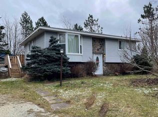 137 Hills Rd, Albert Bridge, NS B1K3E2