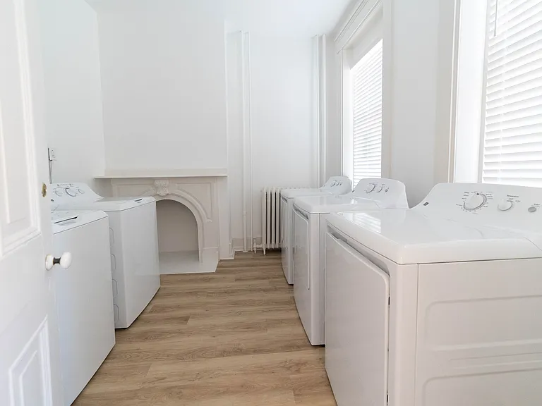238 E Orange St #5 — Photo 16