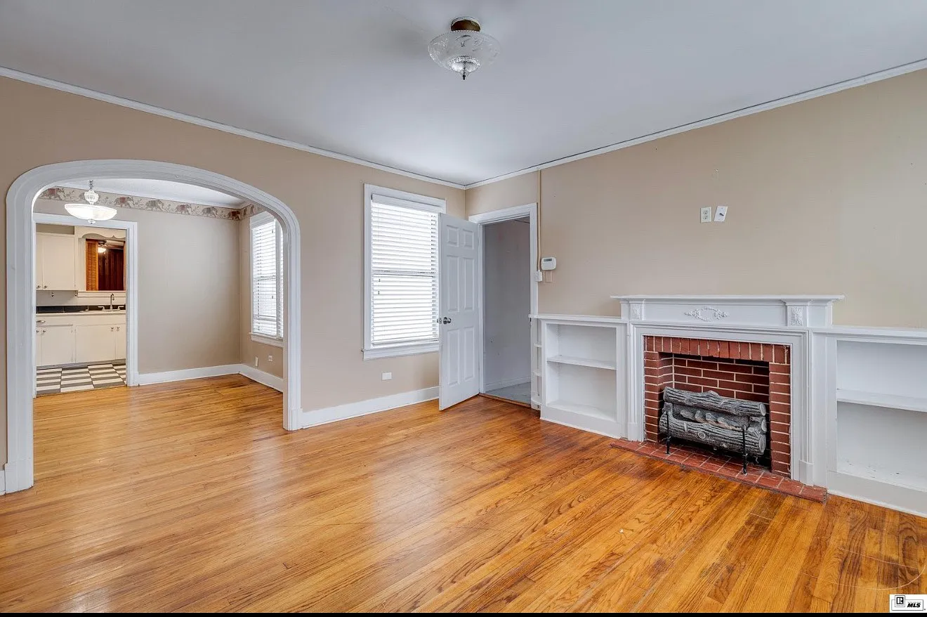 3 bed, 1800 sqft, $1,450 — Photo 2
