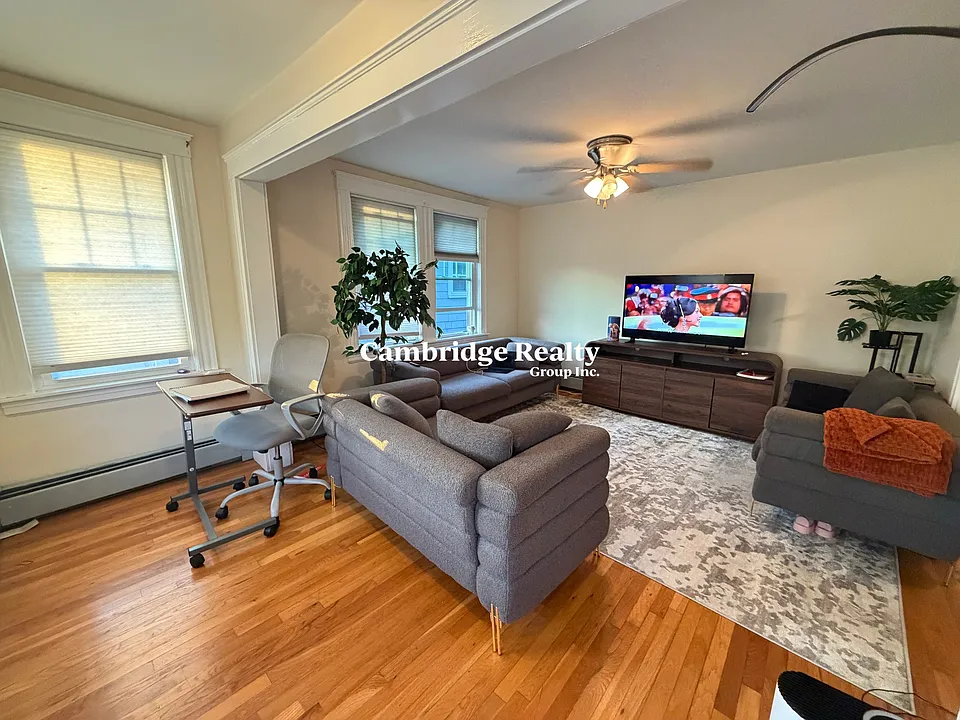 98 Walnut St #2