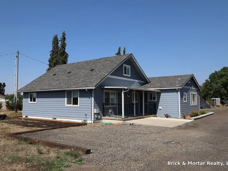 9384 Golf Club Rd SE