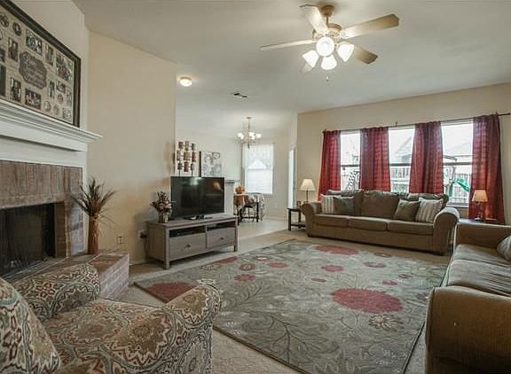 4th image of 315 Lake Texoma Dr