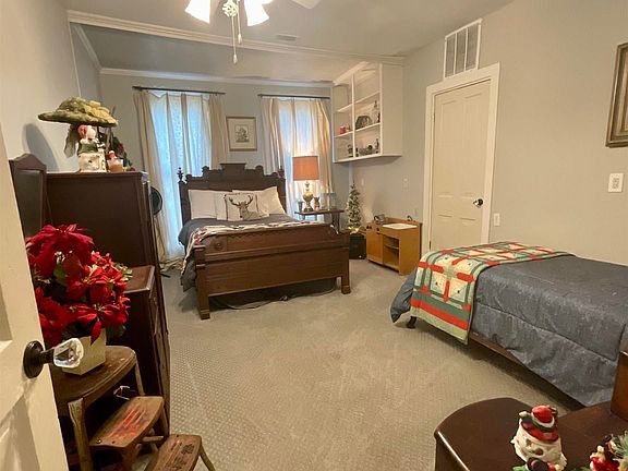 4th image of 118 N Georgia St