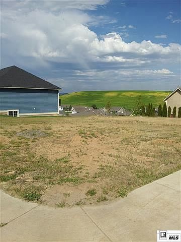 1st image of 424 Panorama Dr