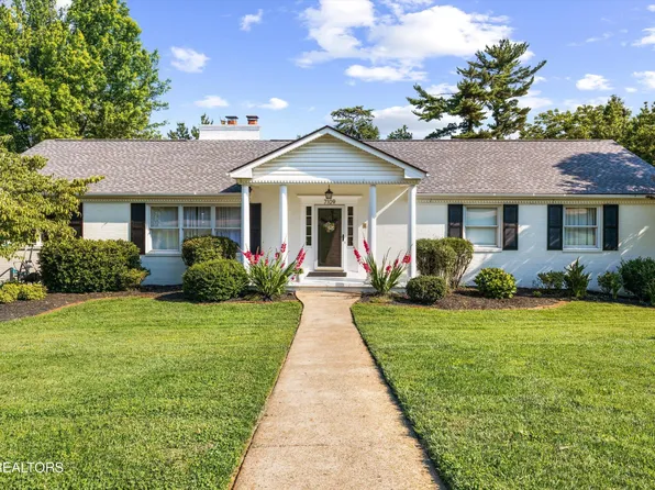 7109 Cresthill Dr, Knoxville, TN 37919