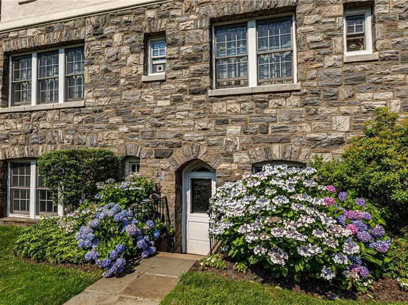 1 Eastbourne #1G, Bronxville, NY 10708