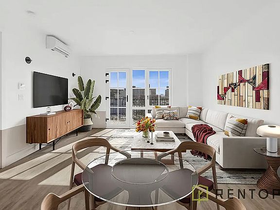 4th image of 668 Bushwick Ave #317