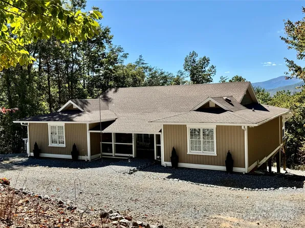 261 Boland Dr, Lake Lure, NC 28746