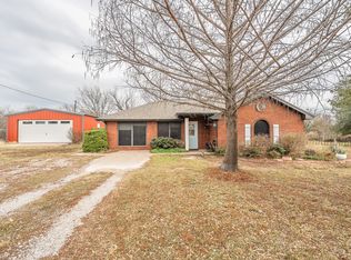 102 Perdue Ln, Weatherford, TX 76085
