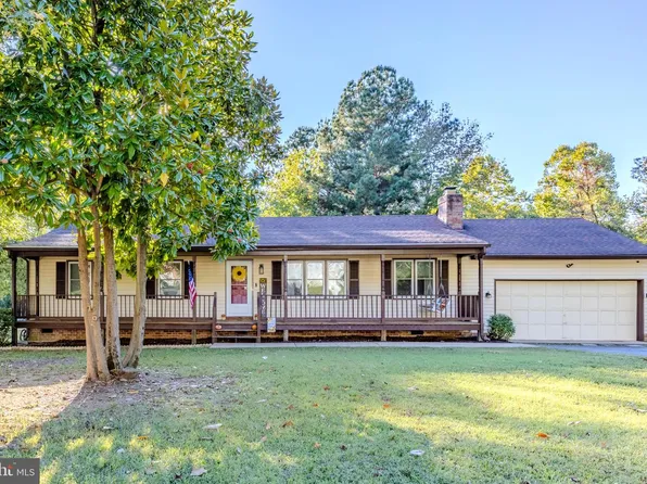 2137 Aquia Dr, Stafford, VA 22554