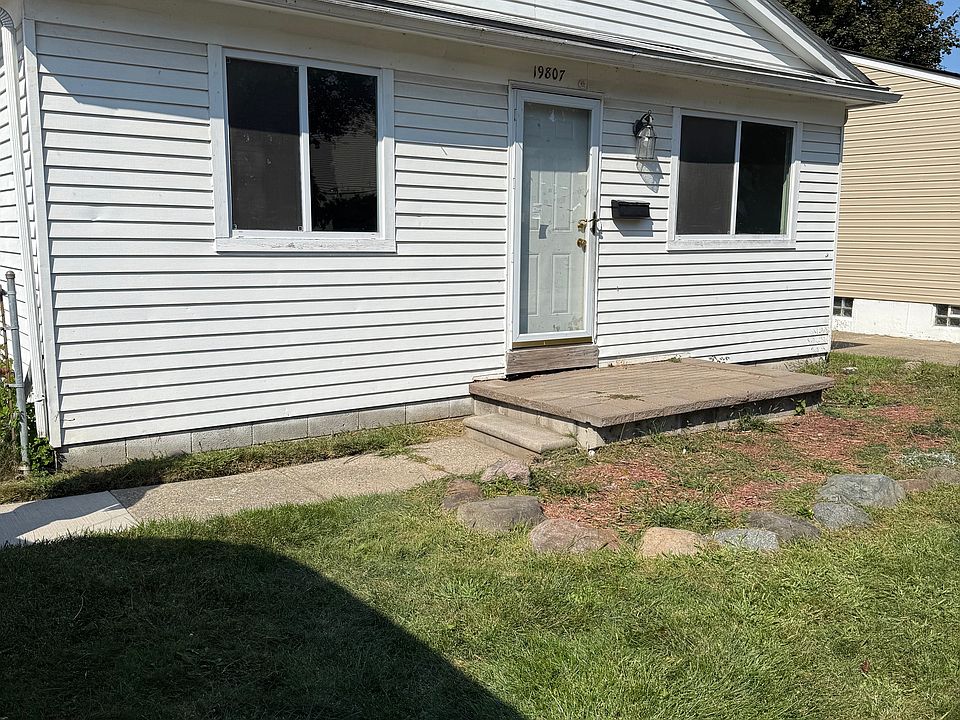 1st image of 19807 Nicke St