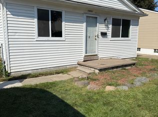 19807 Nicke St, Clinton Township, MI 48035