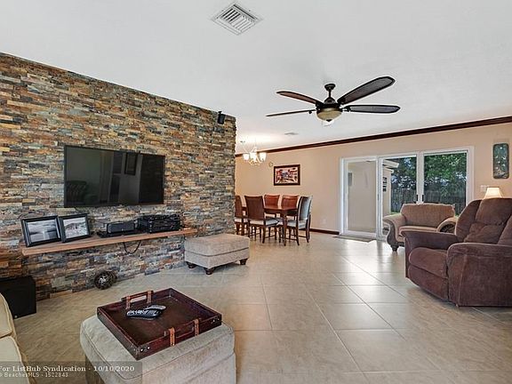 4th image of 1455 NE 55th St
