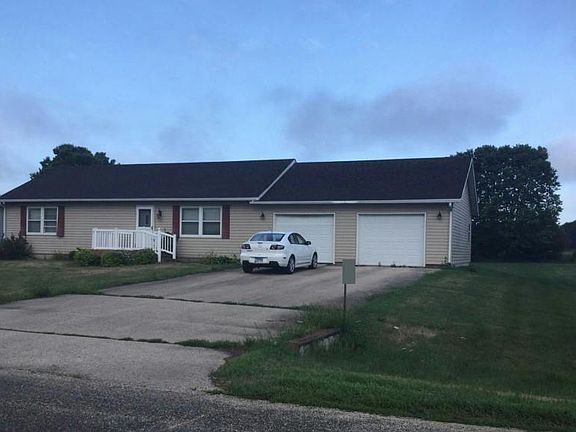 3rd image of 6780 N Friday Rd