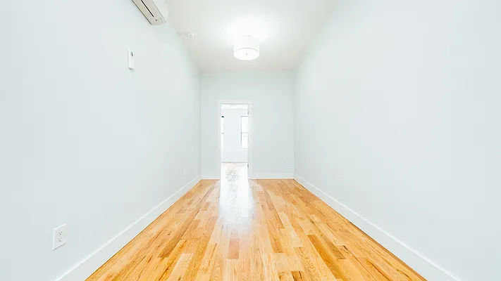 Rented by Nooklyn NYC LLC | media 9