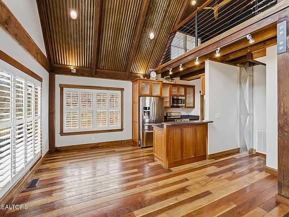 15th image of this home