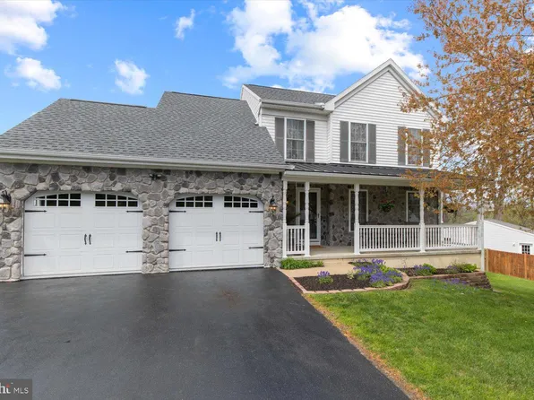 936 N State St, Ephrata, PA 17522