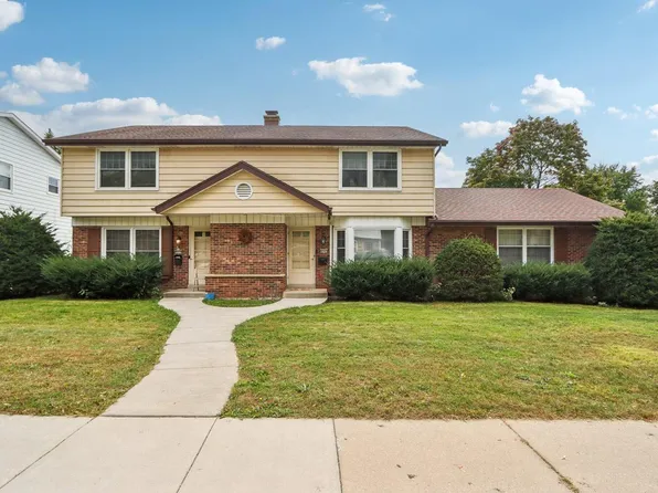 9239 West Morgan AVENUE, Milwaukee, WI 53228