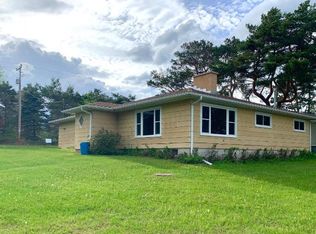 4002 Lakeview Dr, Rhinelander, WI 54501