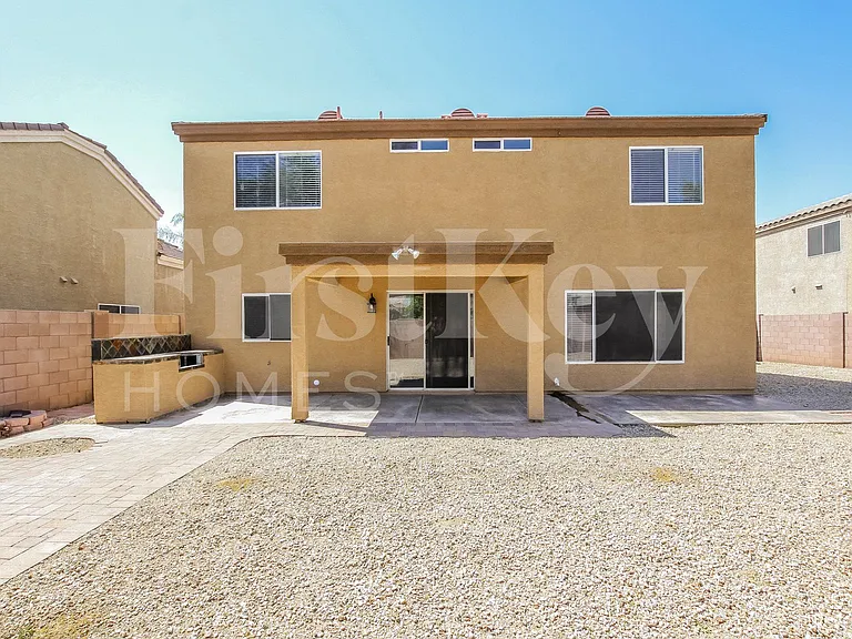 9156 W Quail Ave — Photo 15