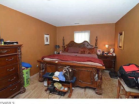 5th image of 3703 Maryland Ave