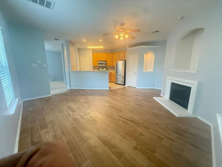 1900 Scofield Ridge Pkwy #2103 — Photo 3