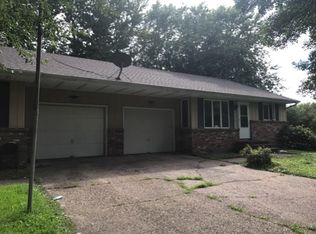 224 S Wasson Ln, River Falls, WI 54022