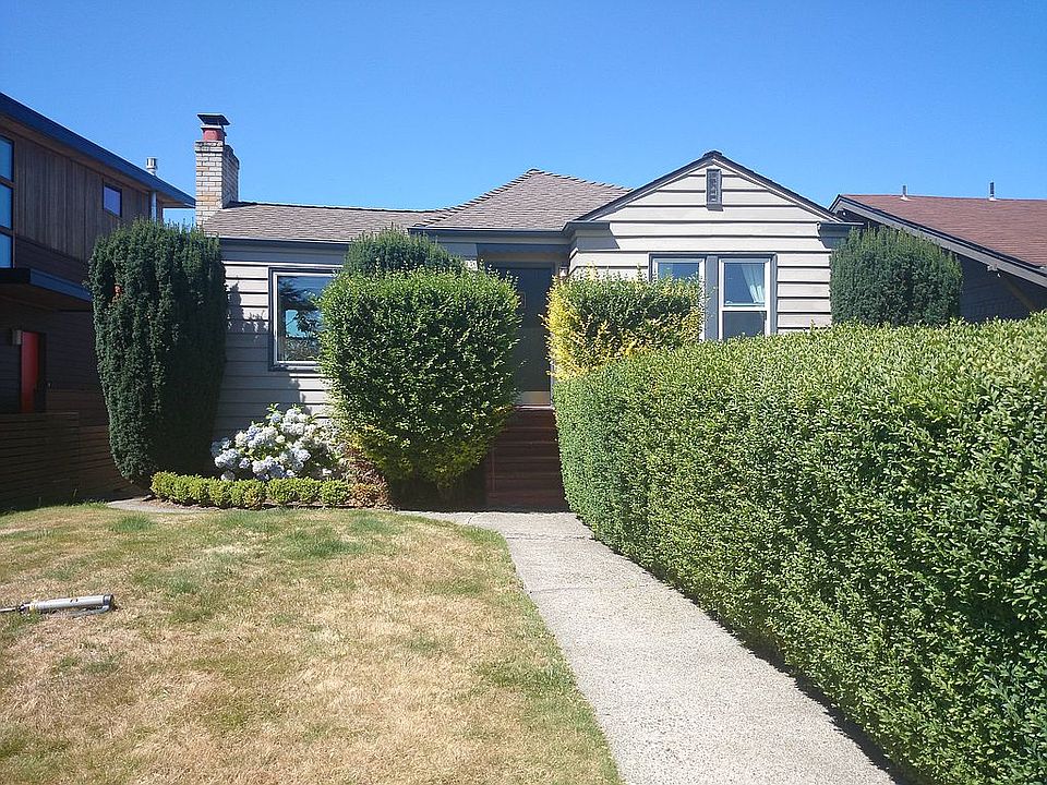 2nd image of 5407 36th Ave SW