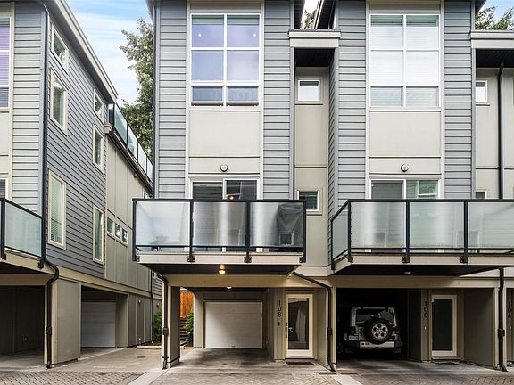 3rd image of 2726 Peatt Rd #108