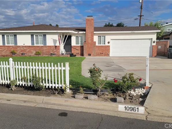 10961 Patricia Dr, Garden Grove, CA 92840
