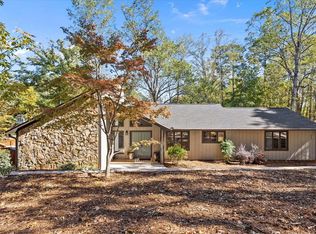 1416 Azure Cove Ct, Seneca, SC 29672