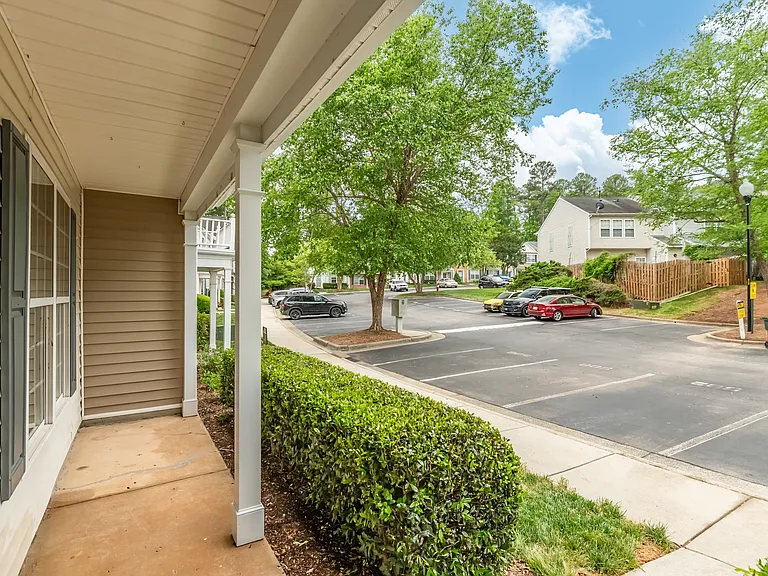 502 Canyon Lake Cir — Photo 40